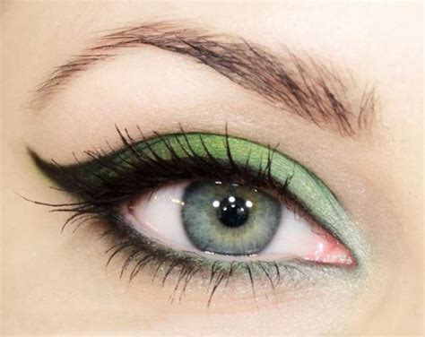 Best Seven Makeup Ideas For Green Eyes