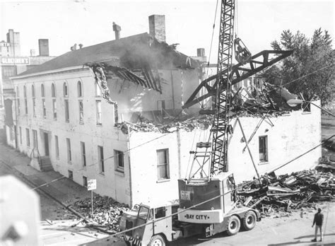 Old Portsmouth Times Building · Local History Digital Collection