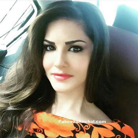 Hot Sunny Leone Breaks Her No Kissing Clause On Her Birthday View Pic