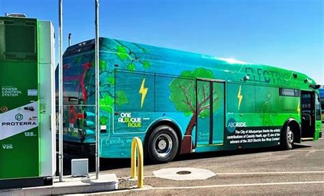 Abq Ride Debuts 5 Electric Buses In Albuquerque City