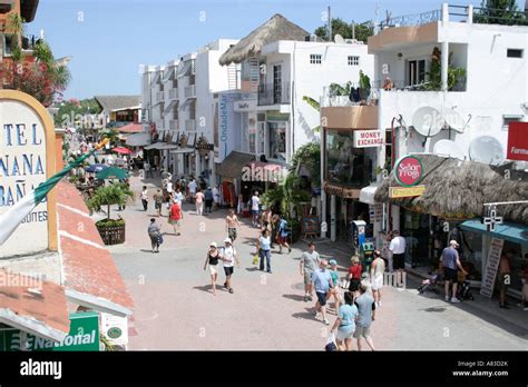 Stores On A Street Playa Del Carmen Quintana Roo Mexico Stock Photo Alamy