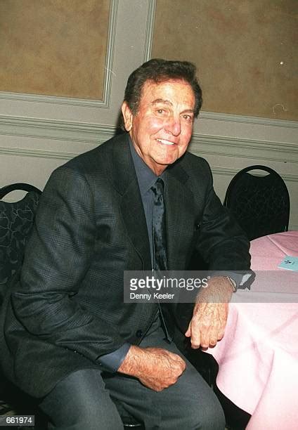 Mike Connors Actor Photos And Premium High Res Pictures Getty Images