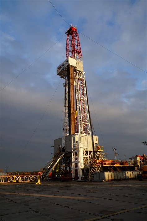 Free Images Evening Vehicle Tower Landmark Search Oil Rig