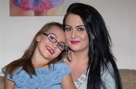 Mum Accused Of Sexualising Daughter 7 Who Gyrated In Raunchy Love