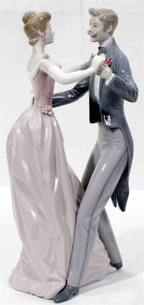 Realized Price For 030077 Lladro Porcelain Dancing Couple