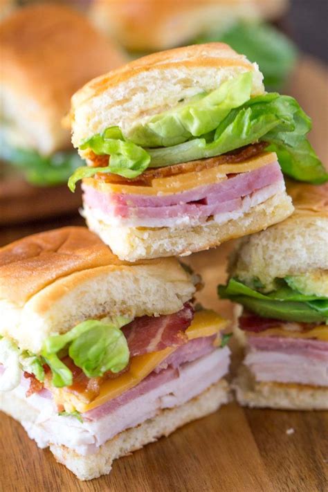 These Ultimate Club Sandwiches For A Crowd Come Together Quickly And