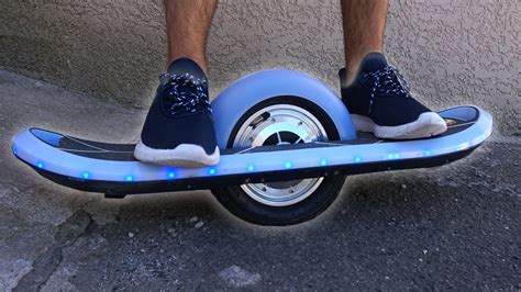 Nouveau Skate Électrique 1 Roue Dit Hoverboard Youtube