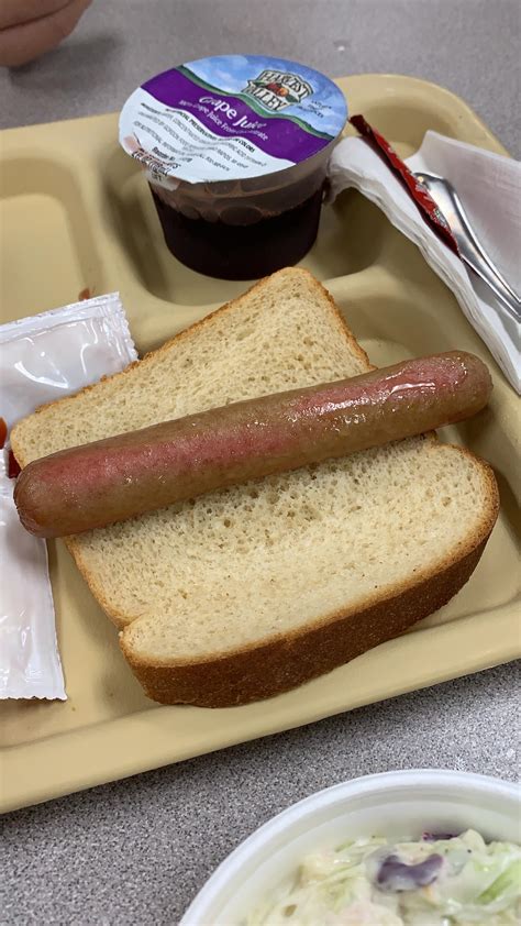25 Gross School Lunches Kids Have Actually Been Served