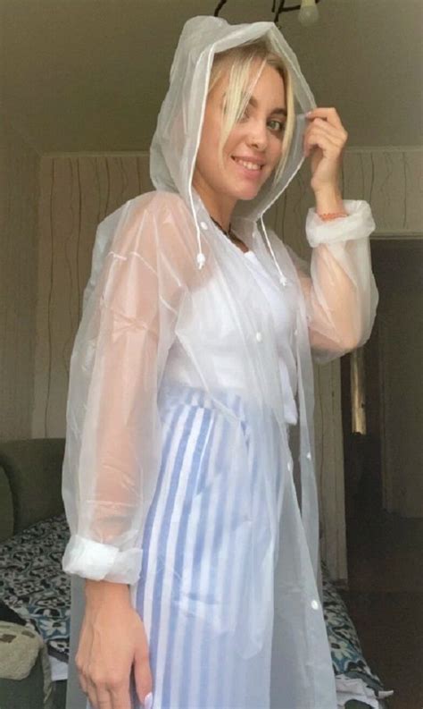 Pin By Bob Bob On Raincoats In Real Fashion Hijab Raincoat