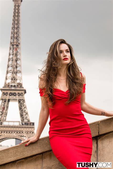 Tori Black Women Pornstar American Women Tushy Eiffel Tower Dress Red Lipstick Paris