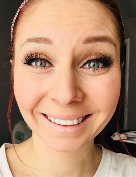 Miss lash red aspen Aspen, Hoop Earrings, Red, Fashion, Moda, Fashion