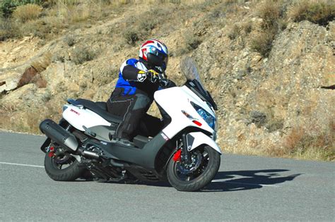 Not sure what changed since prices usually don't back up, but maybe the market was a. Fotos Kymco Xciting 500Ri 2007 (35 imágenes) - motorADN.com