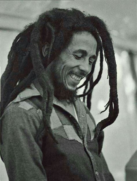 Bmarley And His Dreadlocks Bob Marley Pictures Bob Marley Legend