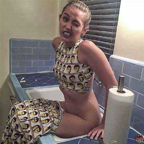 Miley Cyrus Mileycyrus Nude Leaked Photos Pinayflixx Mega Leaks