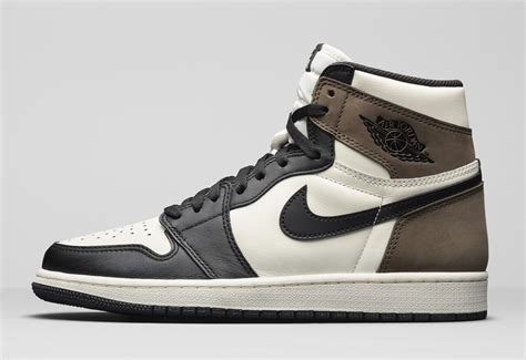 A black leather swoosh, jordan wings logo on the ankle, and nike air branding on the tongue pays homage to branding that can be found on the. AIR JORDAN 1 RETRO HIGH OG DARK MOCHA/エア ジョーダン 1 レトロ HIGH ...