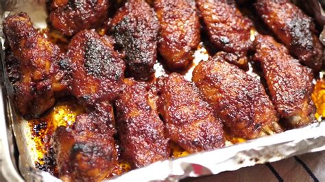De célèbes , à base de tauco (sauce soja chinoise), jus de citron vert, piment, sucre brun et sel ; sayap ayam bakar taliwang - icookvic - YouTube