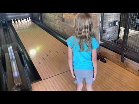 How To Play Duck Pin Bowling YouTube