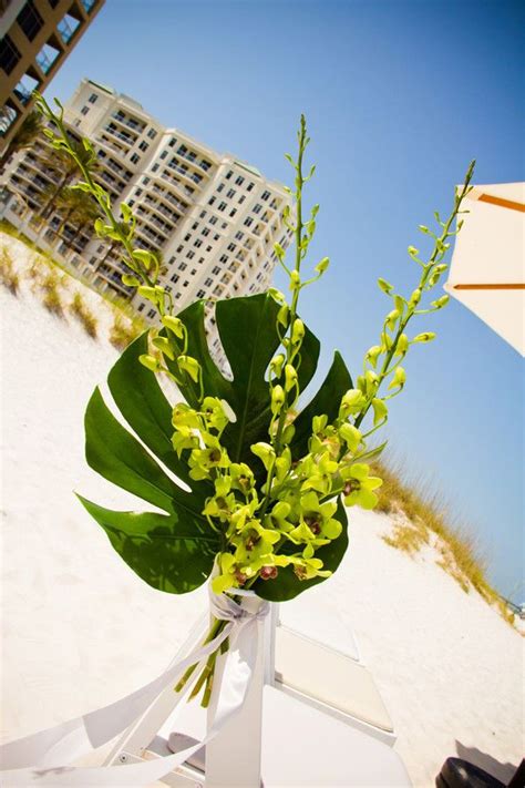 Dgreetings.com offers unique online idea of tropical wedding flower bouquets, centerpieces. tropical beach wedding flowers - photos by Ortiz-Sellers ...