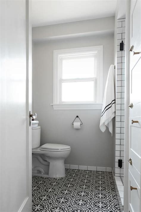 Bathroom floor tiles can add texture, pattern, colour and interest to your room. Bathroom Tiles Black And White Design - Home Sweet Home ...