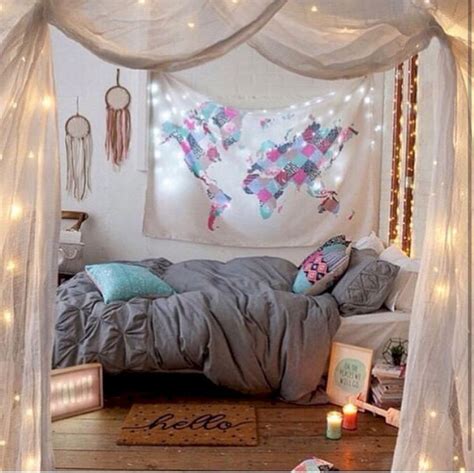 Awesome 52 Cozy Boho Chic Bedroom Design And Decor Ideas