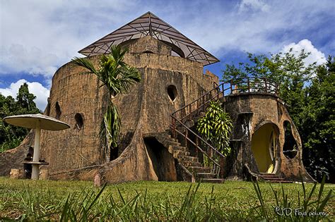 Di sinilah titik permulaan bagi mereka yang nak mendaki gunung kinabalu. Tempat-Tempat Menarik di Ranau | Travelog Borneo