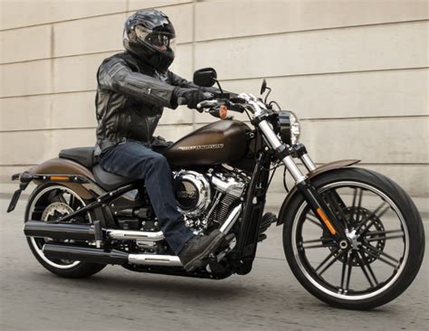 Do you recall the rumbling sound you heard when a group of bikers zoomed past. 2020 Harley-Davidson Malaysia price list released, new H-D ...