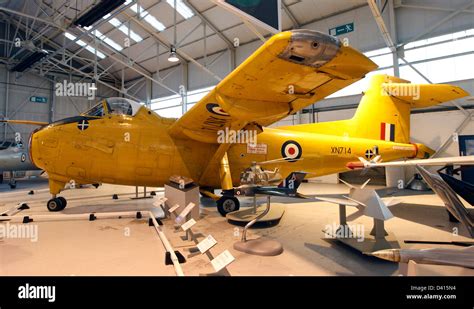 Hunting Airplane Hi Res Stock Photography And Images Alamy