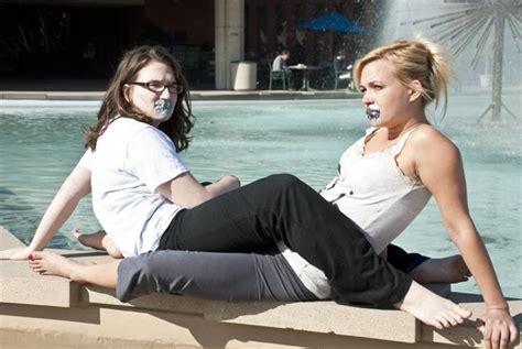 Csulb Students Protest Censorship Of Lesbian Terminology Daily Forty Niner