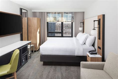 Fairfield Inn And Suites By Marriott New York Manhattantimes Square 36t