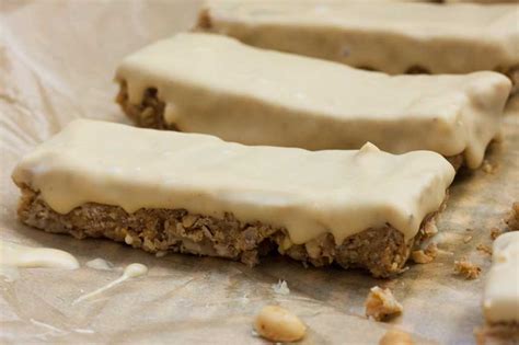 Prepare an 8 x 8 pan (a larger pan will make thinner bars) by lining it with parchment that extends over the sides of pan. Sweet and salty peanut butter granola bars - Scrummy Lane