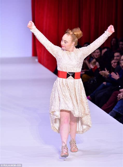down syndrome model madeline stuart returns to new york fashion week daily mail online