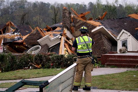 Severe Weather At Least 5 Dead After Multiple Tornadoes Slam Alabama
