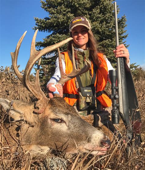 Girls Hunt Too Only Prettier And Solo Montana Hunting And Fishing