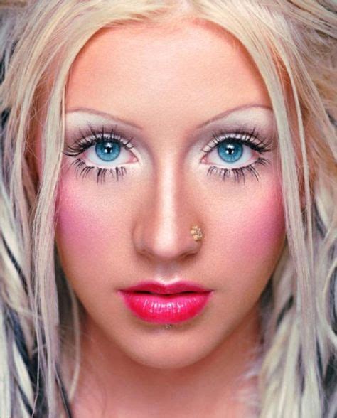 Aguilera 2002 Christina Aguilera Christina María Aguilera Celebrity Piercings
