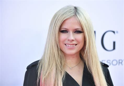 Avril Lavigne And Mod Suns Relationship Timeline