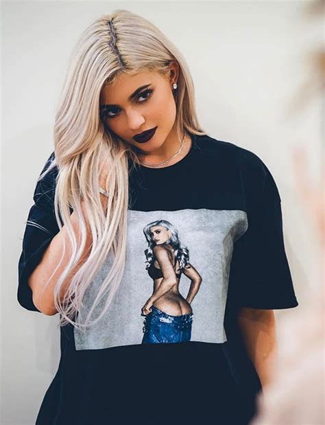 Kylie Jenners Bare Butt Makes A Cameo On Her Latest Kylie Shop T Shirt