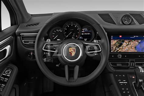 2022 Porsche Macan Base 5 Door Suv Steering Wheel Cars Pictures Izmostock