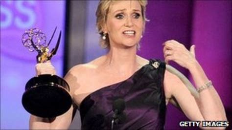 Glee Star Jane Lynch To Host Primetime Emmys BBC News
