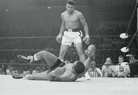 Cassius Clay And Sonny Liston Photograph By Bettmann Pixels
