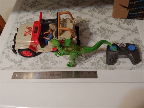 Matchbox Jurassic World Vehicle Raptor Attack Vehicle Reviews In Toys