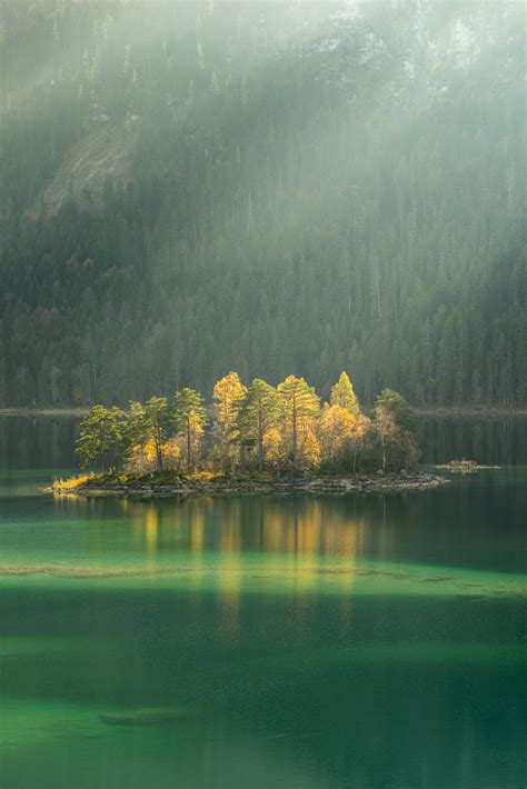Download Blurry Green Lake Wallpaper