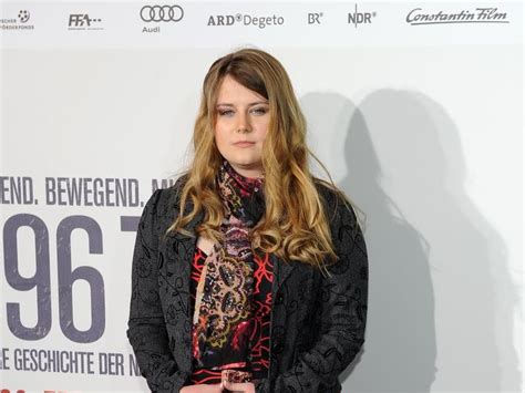 Natascha kampusch — (née le 17 février 1988 à vienne), est une jeune femme autrichienne qui a été enlevée par wolfgang priklopil, ingénieur électricien, et séquestrée du 2 mars 1998 au 23 août 2006. Natascha Kampusch Nachrichten | news.de