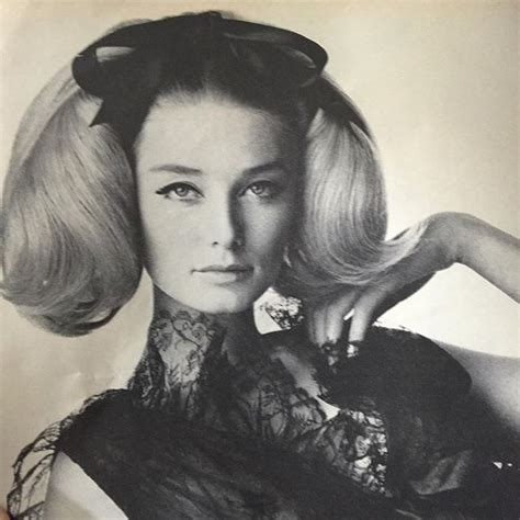 tania mallet vogue 1964 1960 hairstyles 60s models 1960s hair irving penn bond girls