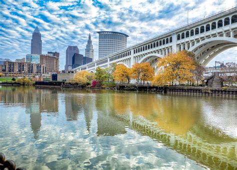 A Gleaming Cuyahoga River Helps Tourists Flow To Cleveland Crains