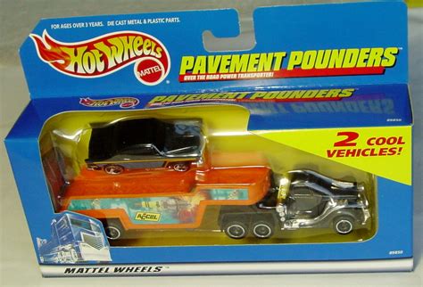 New Hot Wheels Pavement Pounders Met Charcoal Carrier Black 55 Chevy