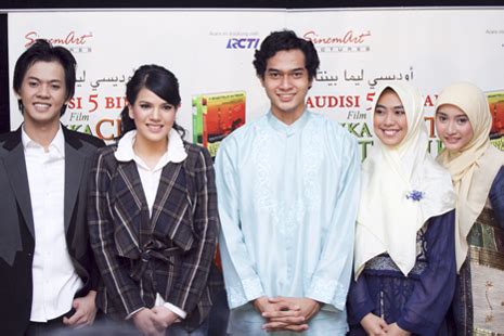 Streaming sulthan (2021) sub indo , nonton film bioskop, drama, dan serial tv favorit movie di lk21, layarkaca21 online terus update film terbaru bagi pengunjung setia cinemaindo indoxxi. Download Film Ketika Cinta Bertasbih I Full | Ada Cinta ...