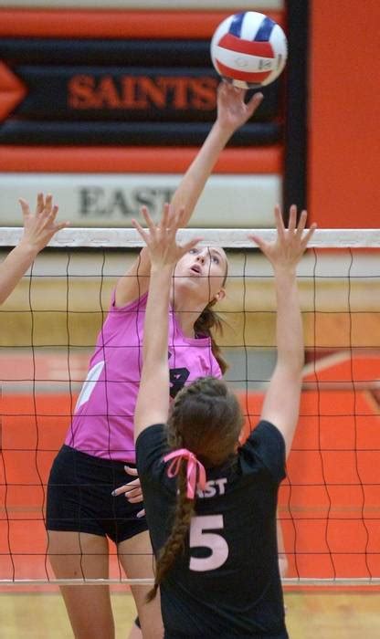 Tri Cities Volleyball Teams Prepare For Stacked Sectional