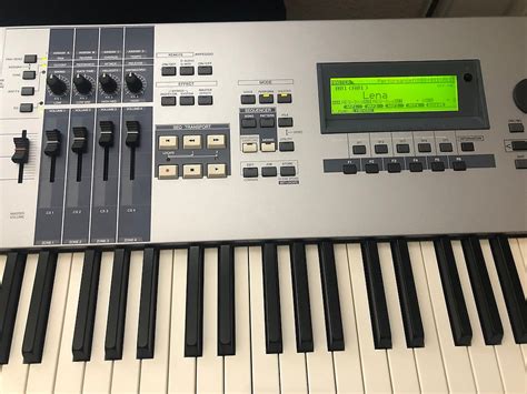 Yamaha Motif Es 8 Keyboard Synthesizer Media Solutions Reverb