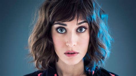 Lizzy Caplan Nude Photos Videos