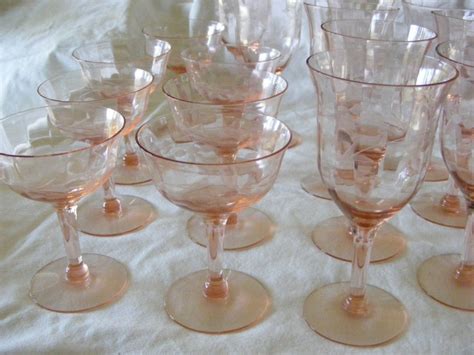 Vintage Pink Stemware 8 Goblets 7 Sherberts Etched Paneled Elegant Crystal Ebay Tables